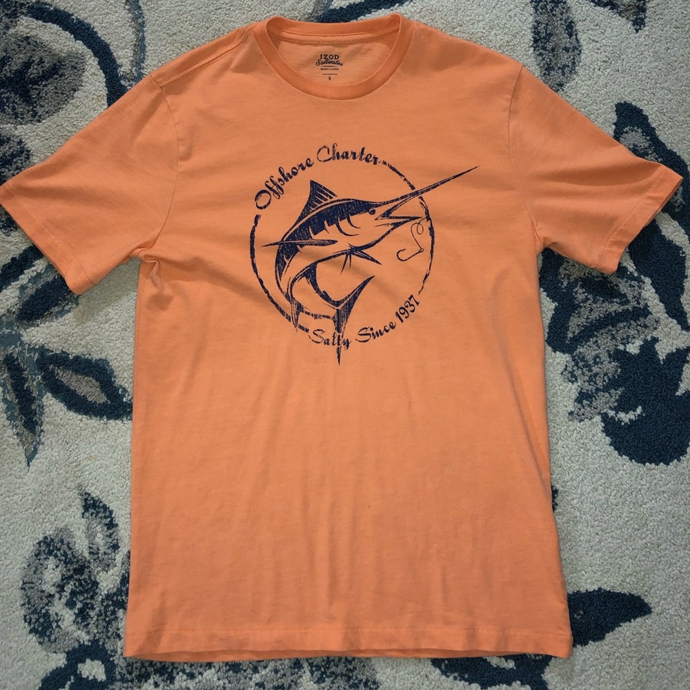 Men’s shirt.